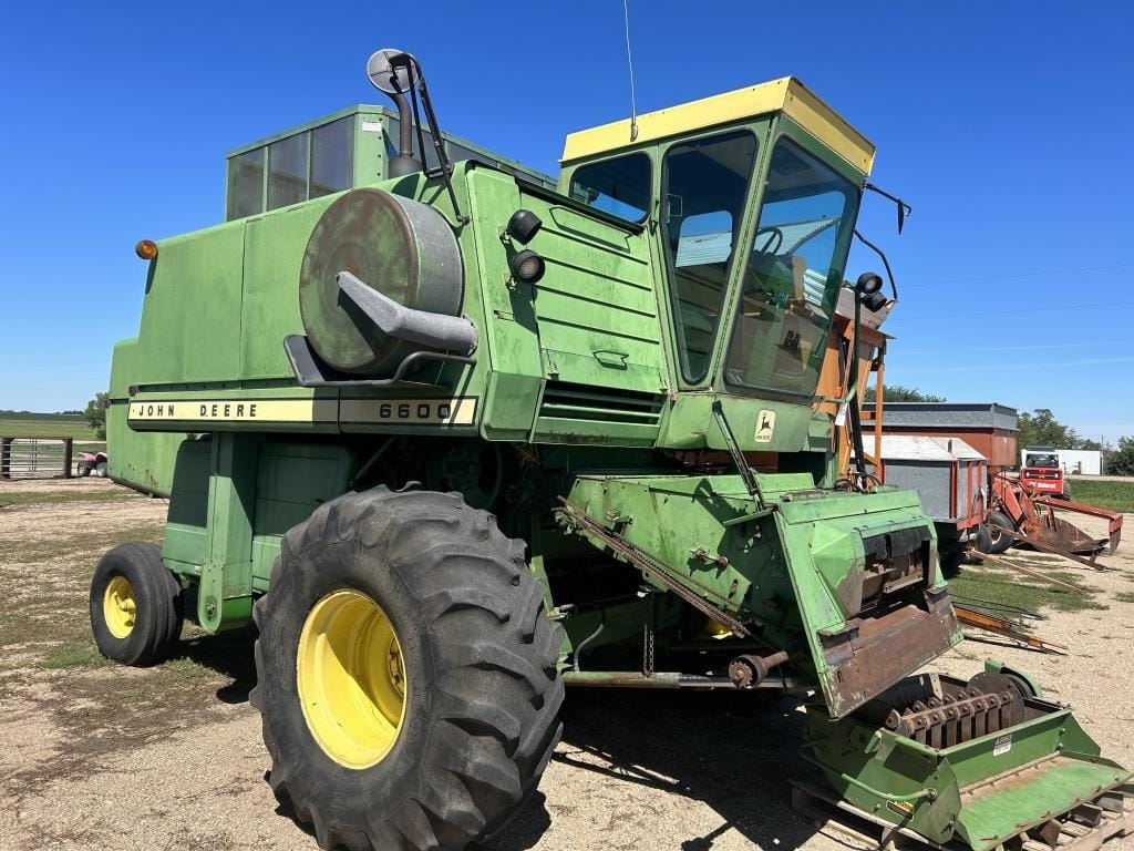 Main image John Deere 6600