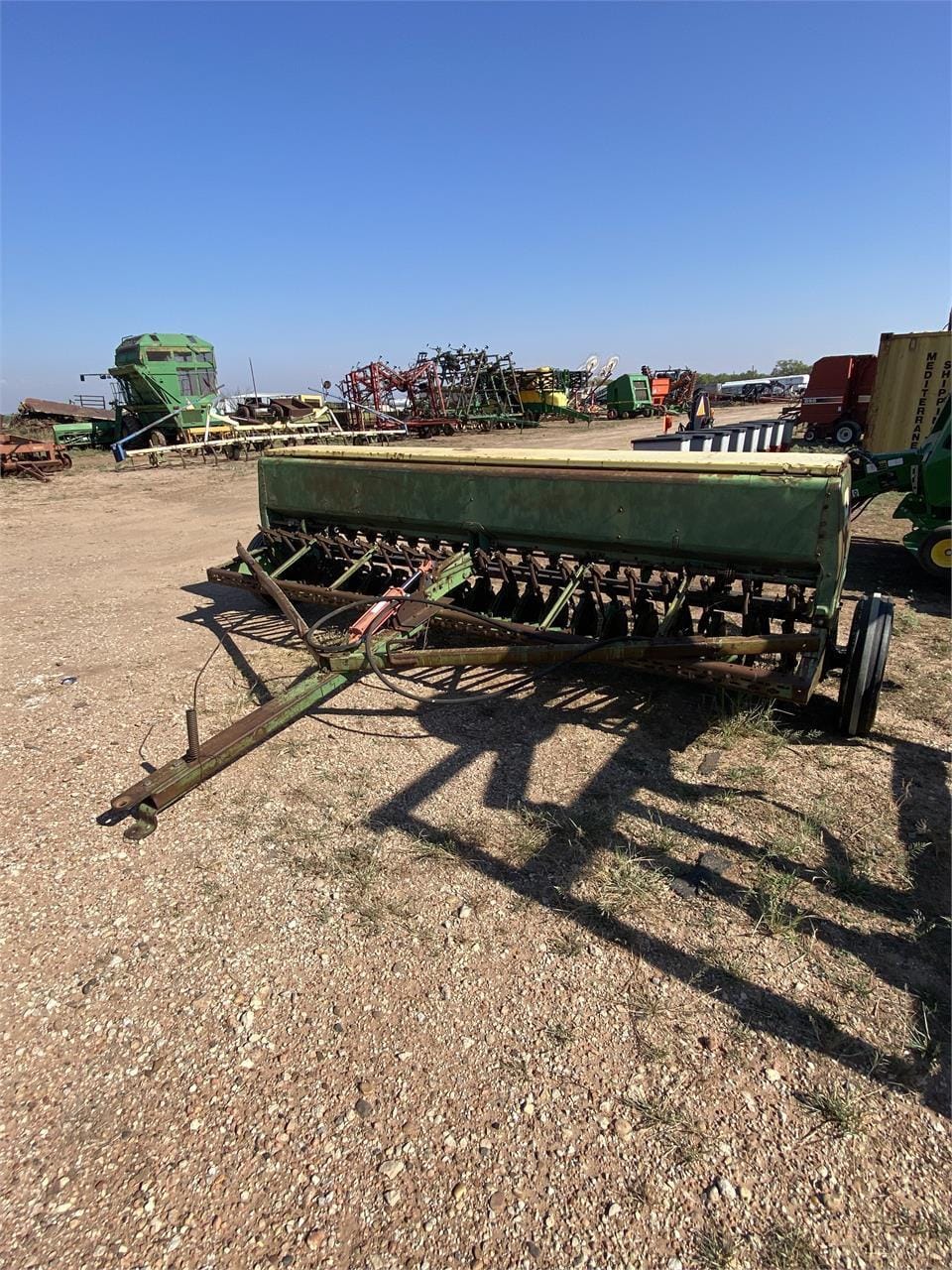 Main image John Deere 8200