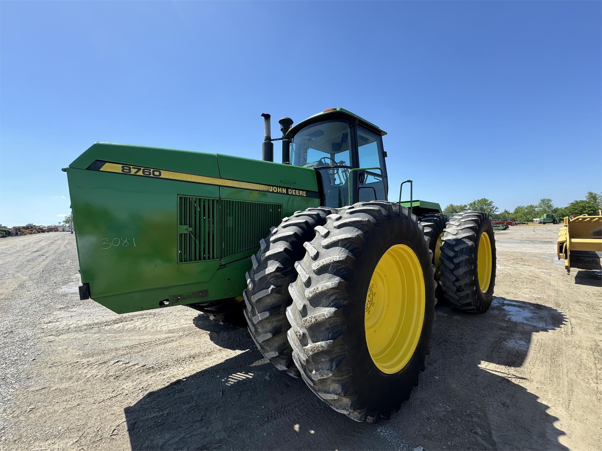 Main image John Deere 8760