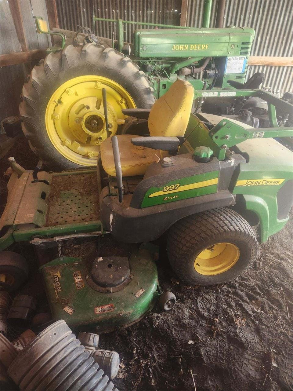 Main image John Deere 997