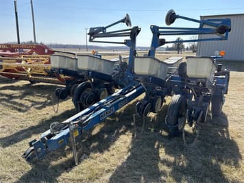 Main image Kinze 2200