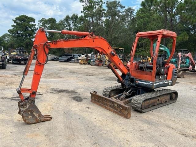 Main image Kubota KX121-2