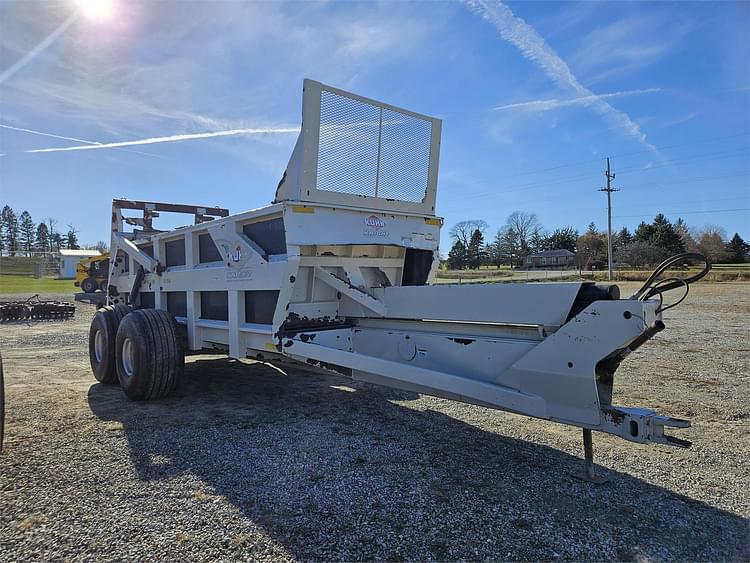 Kuhn Knight 2054 Manure Handling Manure Spreaders - Dry for Sale ...