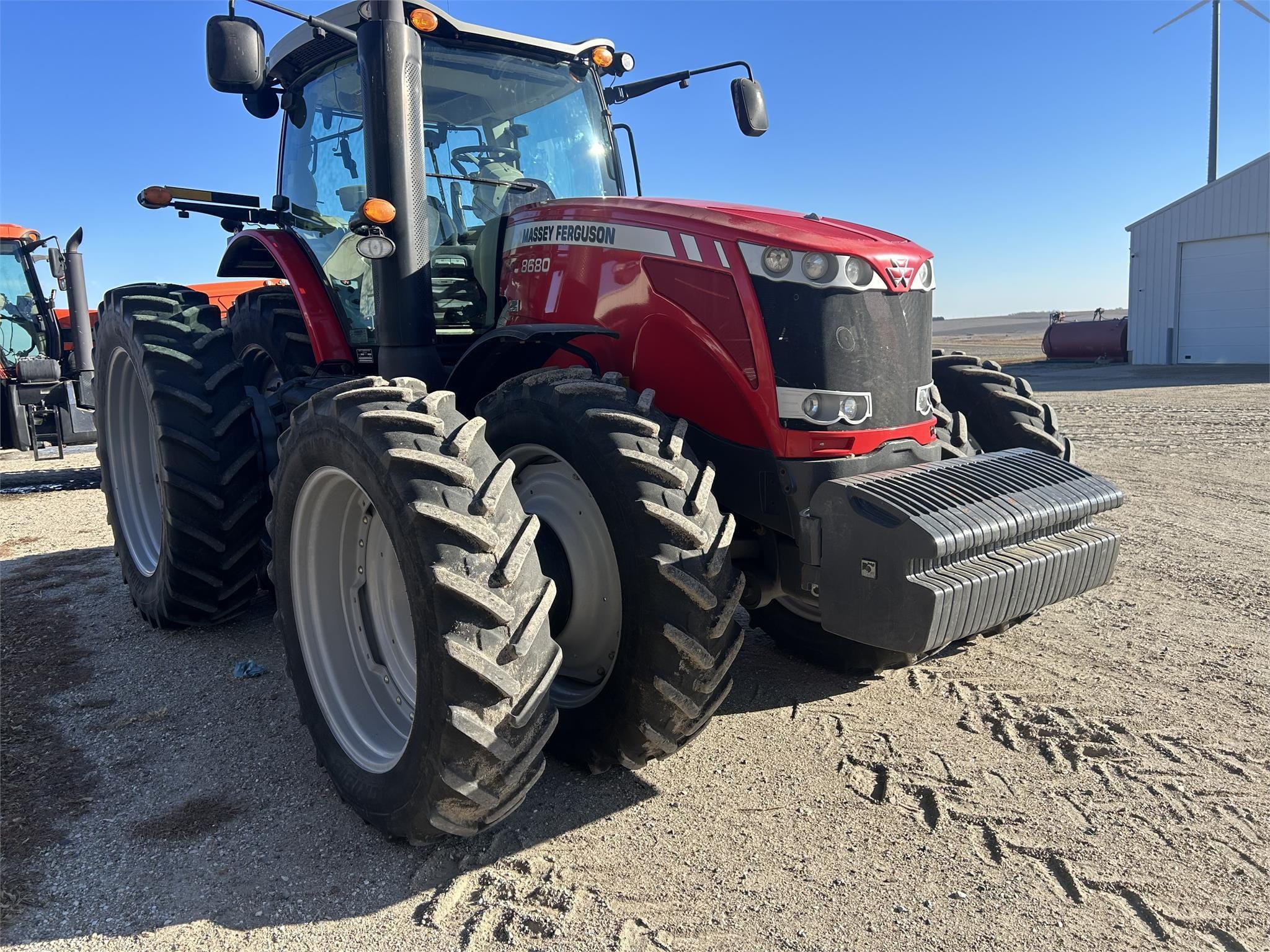 Main image Massey Ferguson 8680