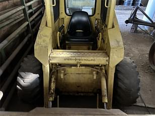 Main image New Holland L445 4