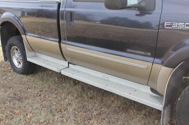 Image of Ford F-350 equipment image 4