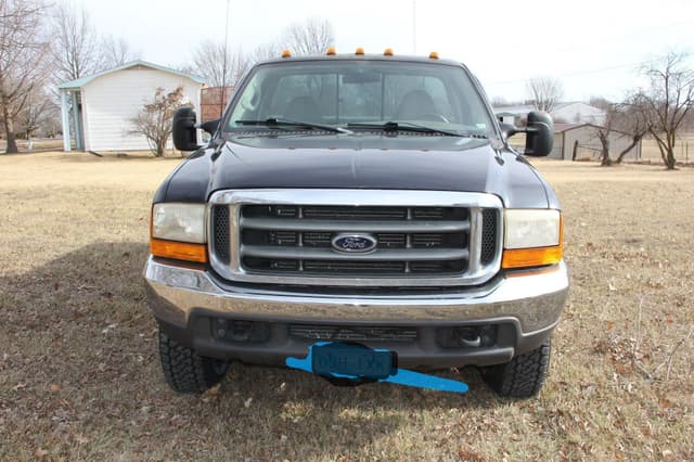 Image of Ford F-350 equipment image 1