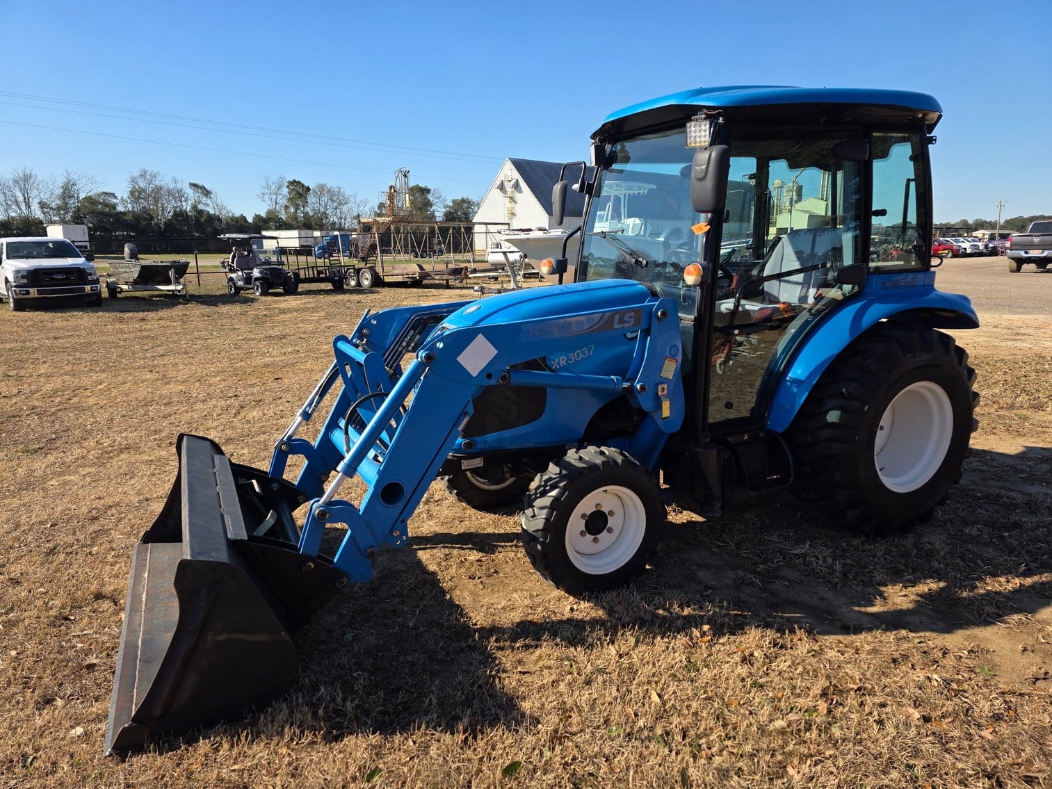 LS XR3037 Equipment Image0