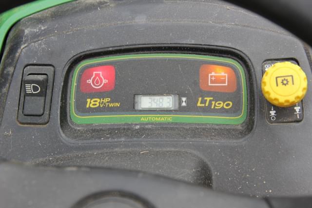 Image of John Deere LT190 equipment image 4