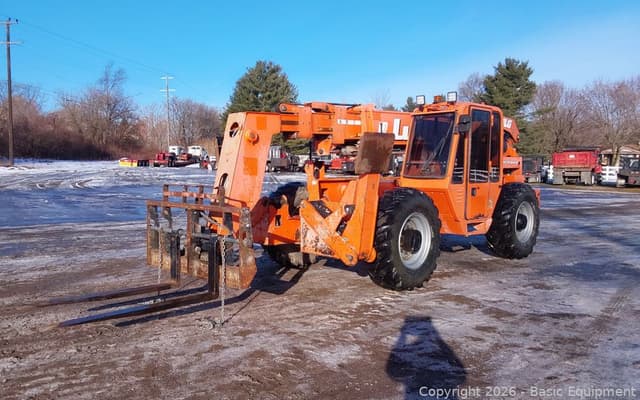 Image of Lull 1044C-54 equipment image 3