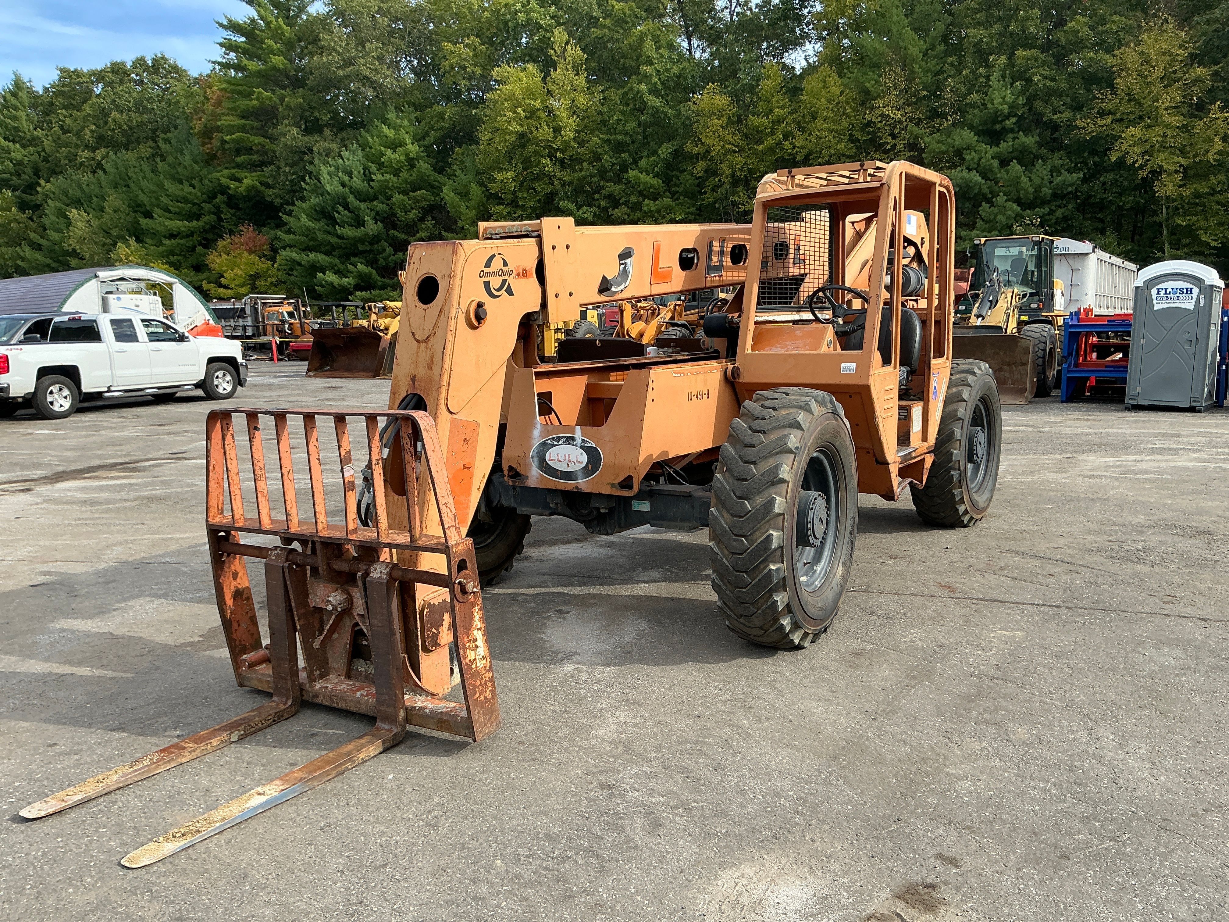 Lull 644B-37 Equipment Image0