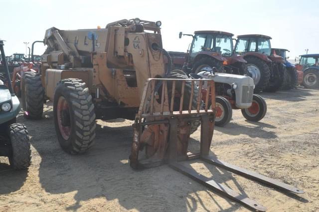 Image of Lull 644B-42 equipment image 3