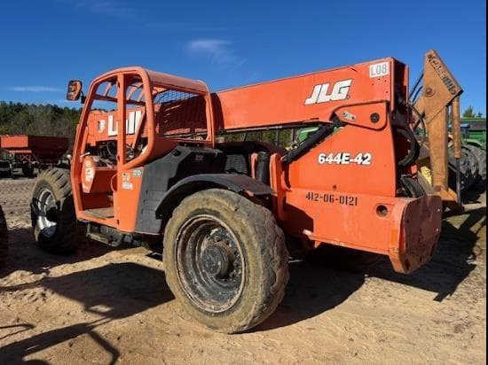 Image of Lull 644E-42 equipment image 2