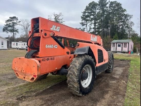 Image of Lull 644E-42 equipment image 3