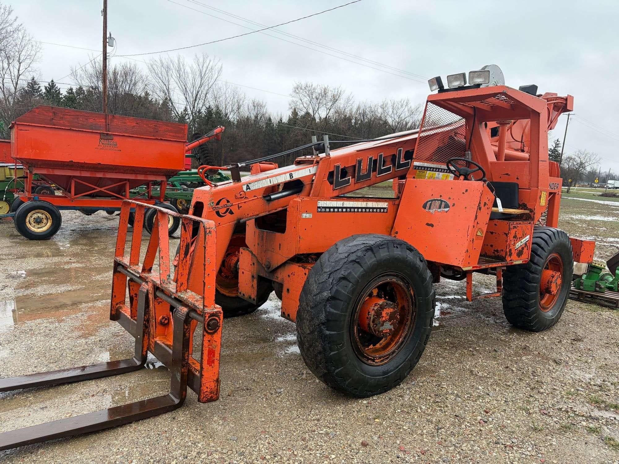 Lull 844 Equipment Image0