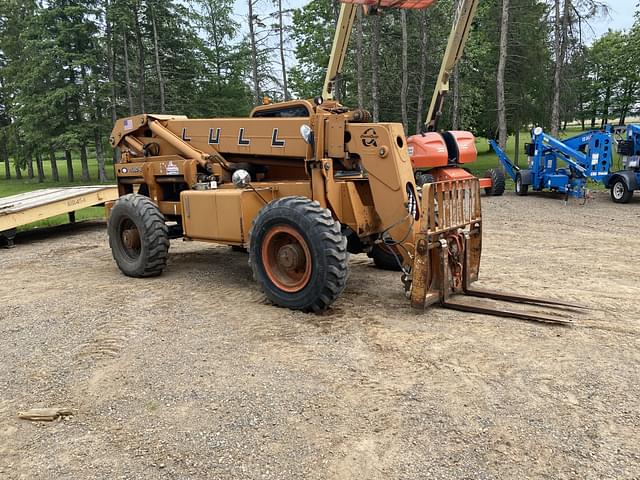Image of Lull 844C-42 equipment image 3