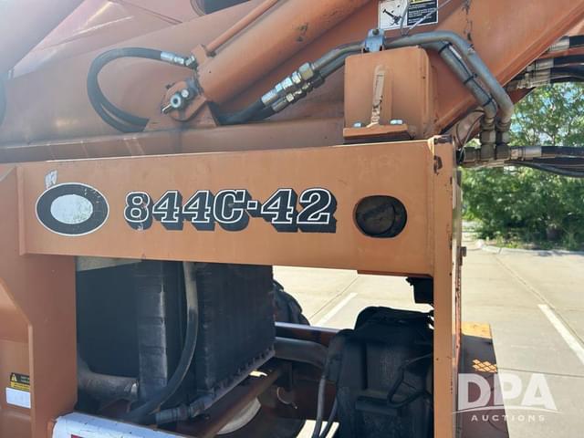 Image of Lull 844C-42 equipment image 4
