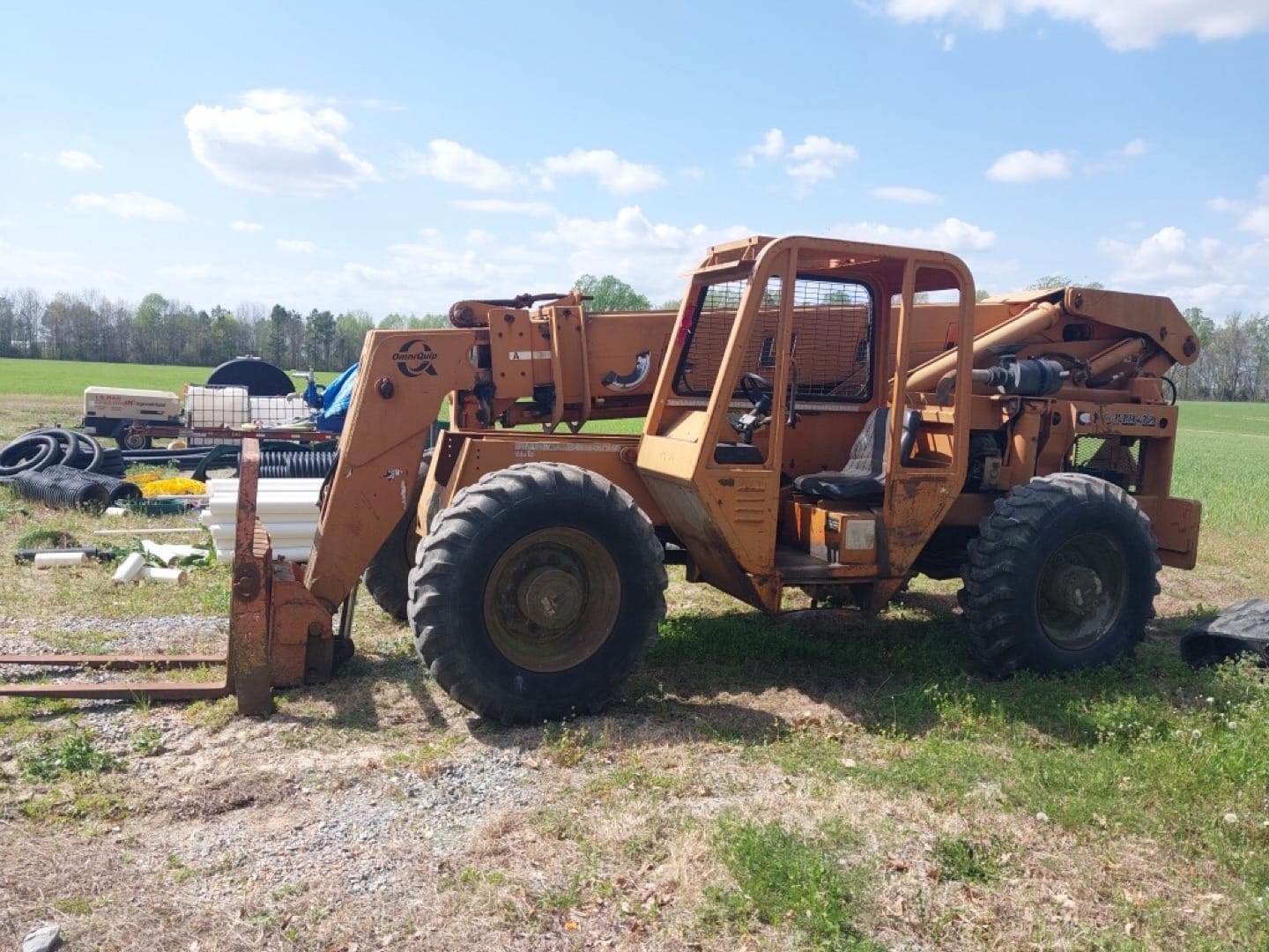 Lull 644B-42 Equipment Image0