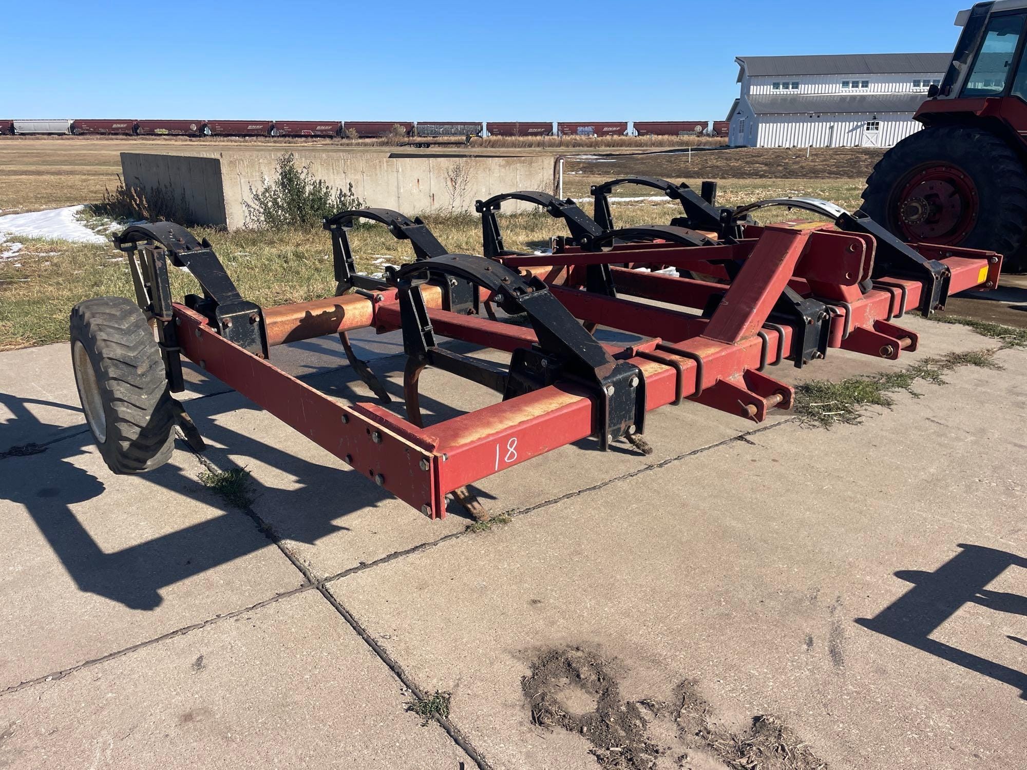 Lundell 1605D Equipment Image0