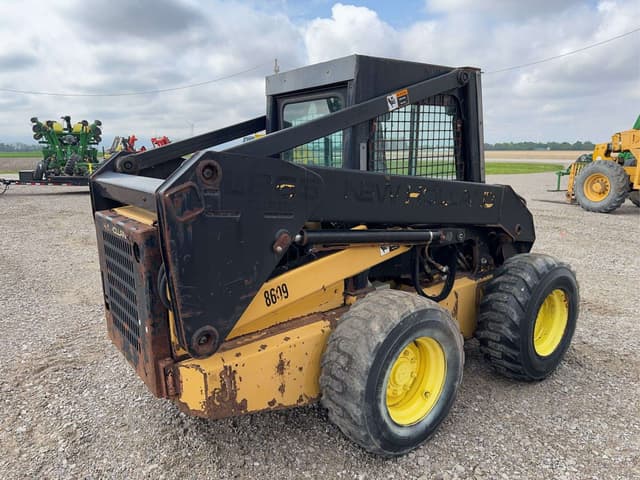 Image of New Holland LX865 equipment image 4