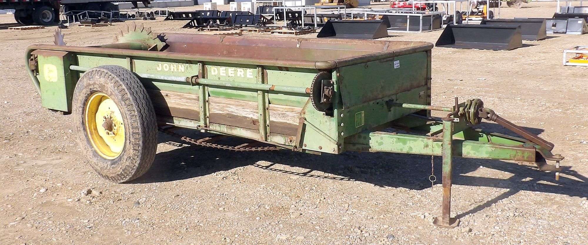 John Deere 33 Equipment Image0