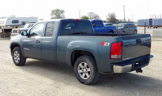 Image of GMC Sierra 1500 equipment image 4