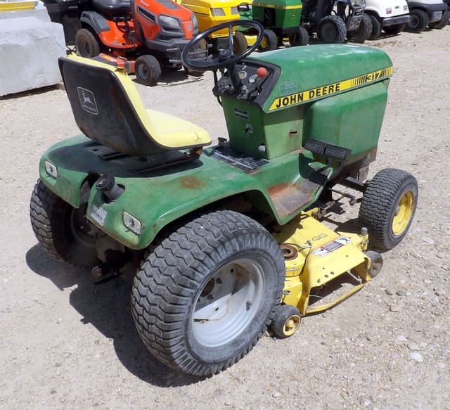Image of John Deere 317 equipment image 4