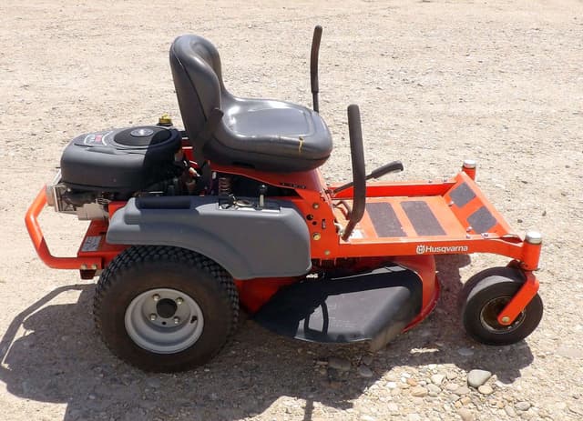 Image of Husqvarna RZ3016 equipment image 4