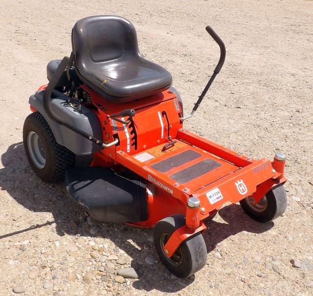 Image of Husqvarna RZ3016 equipment image 1