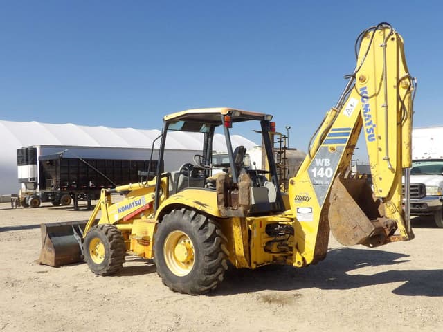 Image of Komatsu WB140 equipment image 4