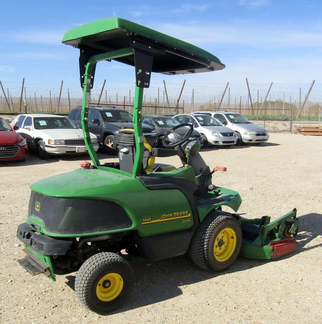 Image of John Deere 1445 equipment image 4
