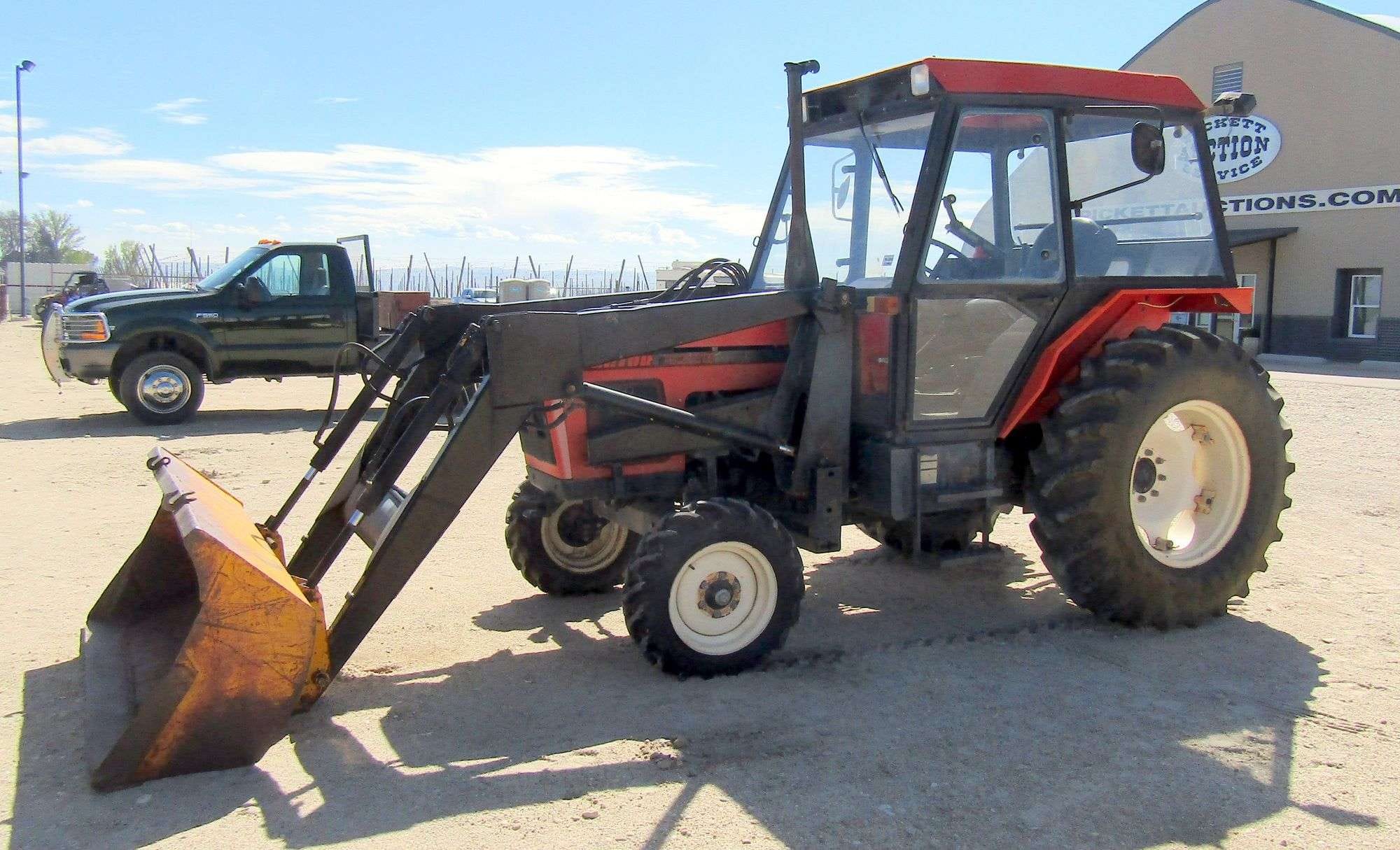 Zetor 4320 Equipment Image0
