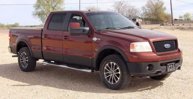 Image of Ford F-150 equipment image 1