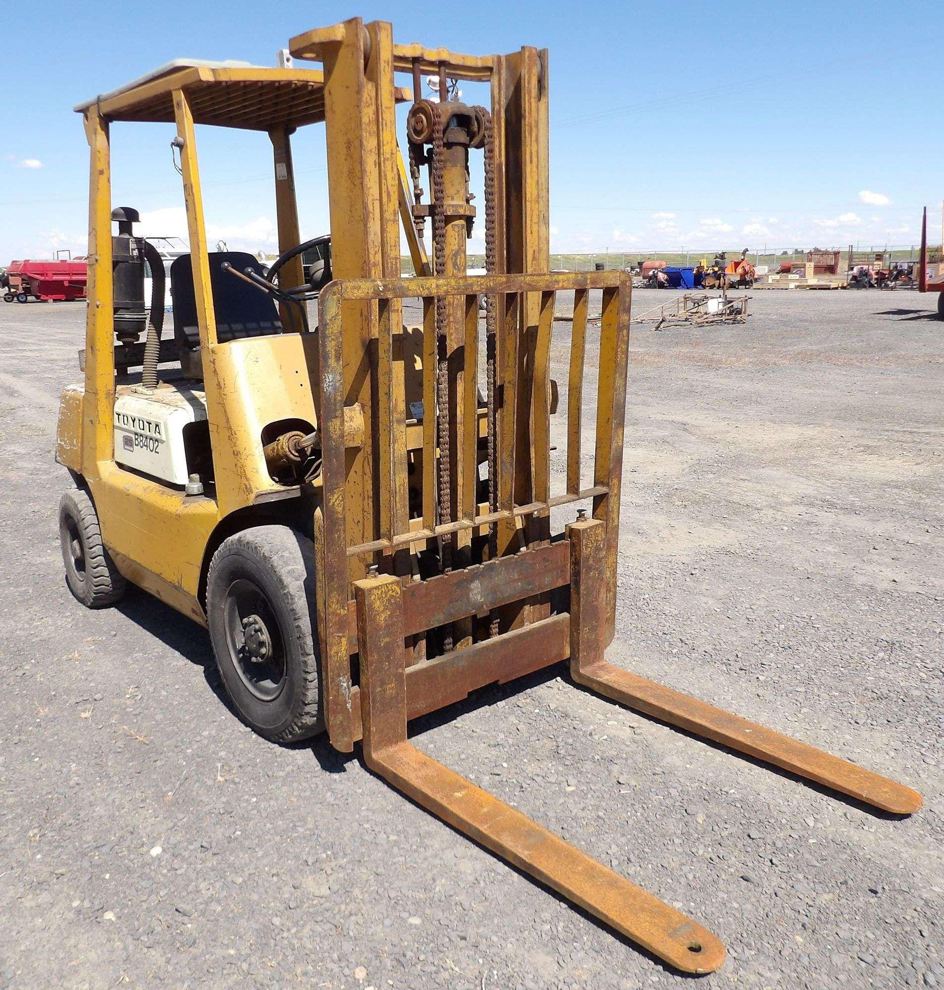 Main image Toyota 2FG25