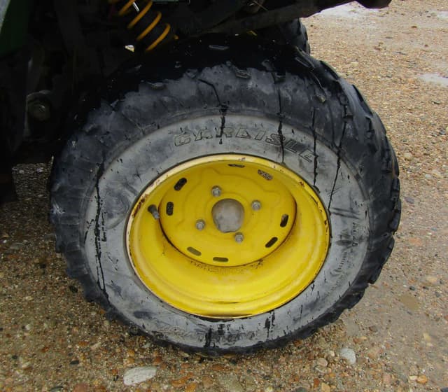 Image of John Deere Buck equipment image 4