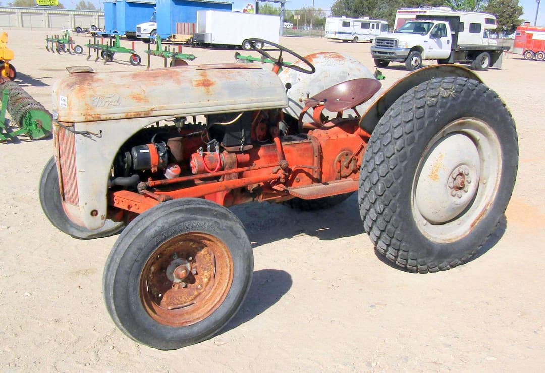 Image of Ford 8N Primary image