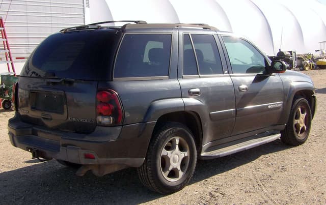 Image of Chevrolet Trail Blazer equipment image 3