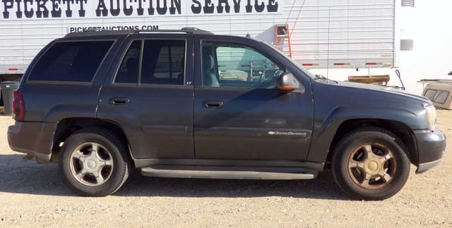 Image of Chevrolet Trail Blazer equipment image 2