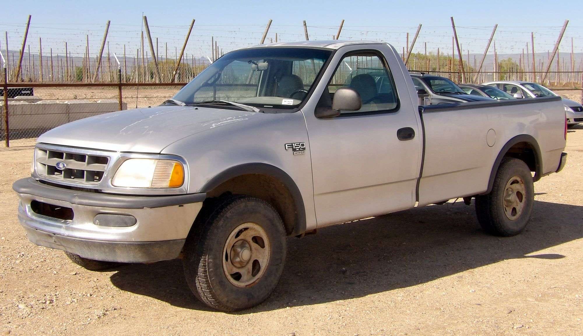 1998 Ford F-150 Equipment Image0