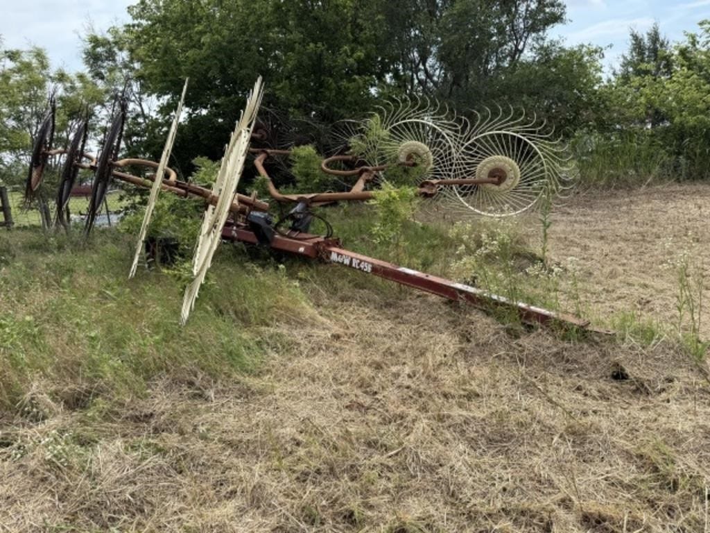 M&W RC456 Equipment Image0