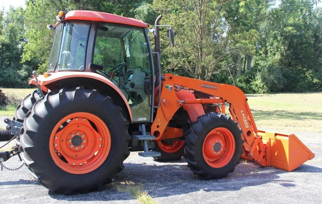 Image of Kubota M8540 Primary image
