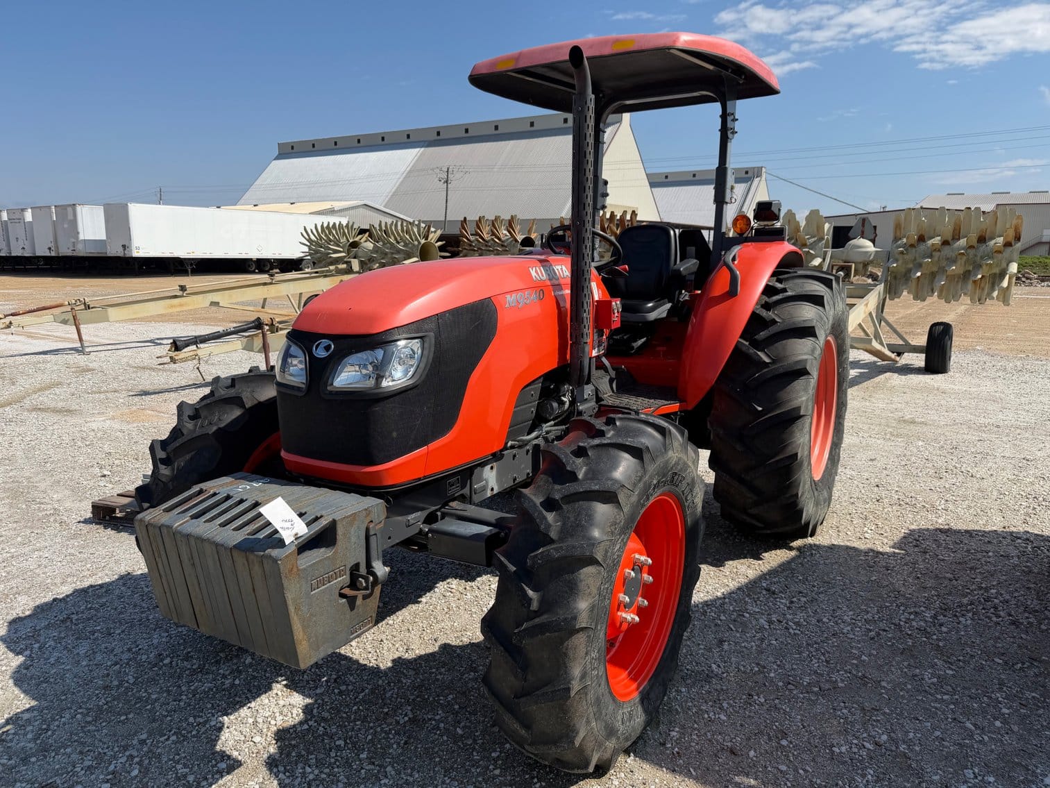 Kubota M9540 Equipment Image0