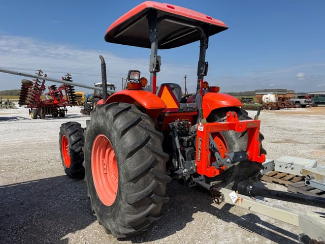 Image of Kubota M9540 equipment image 3