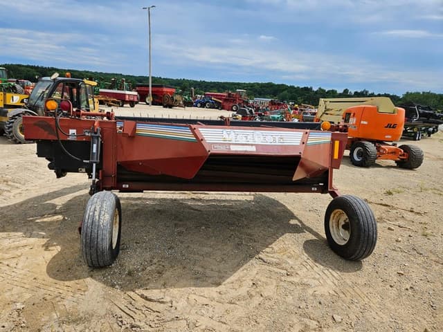 Image of MacDon 4000 equipment image 4
