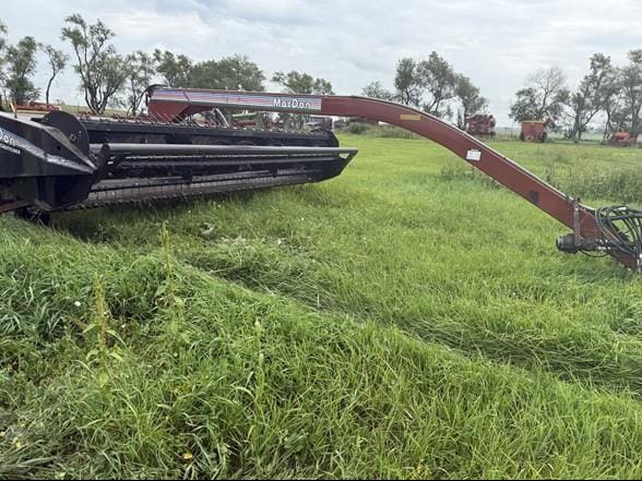MacDon 5010 Equipment Image0