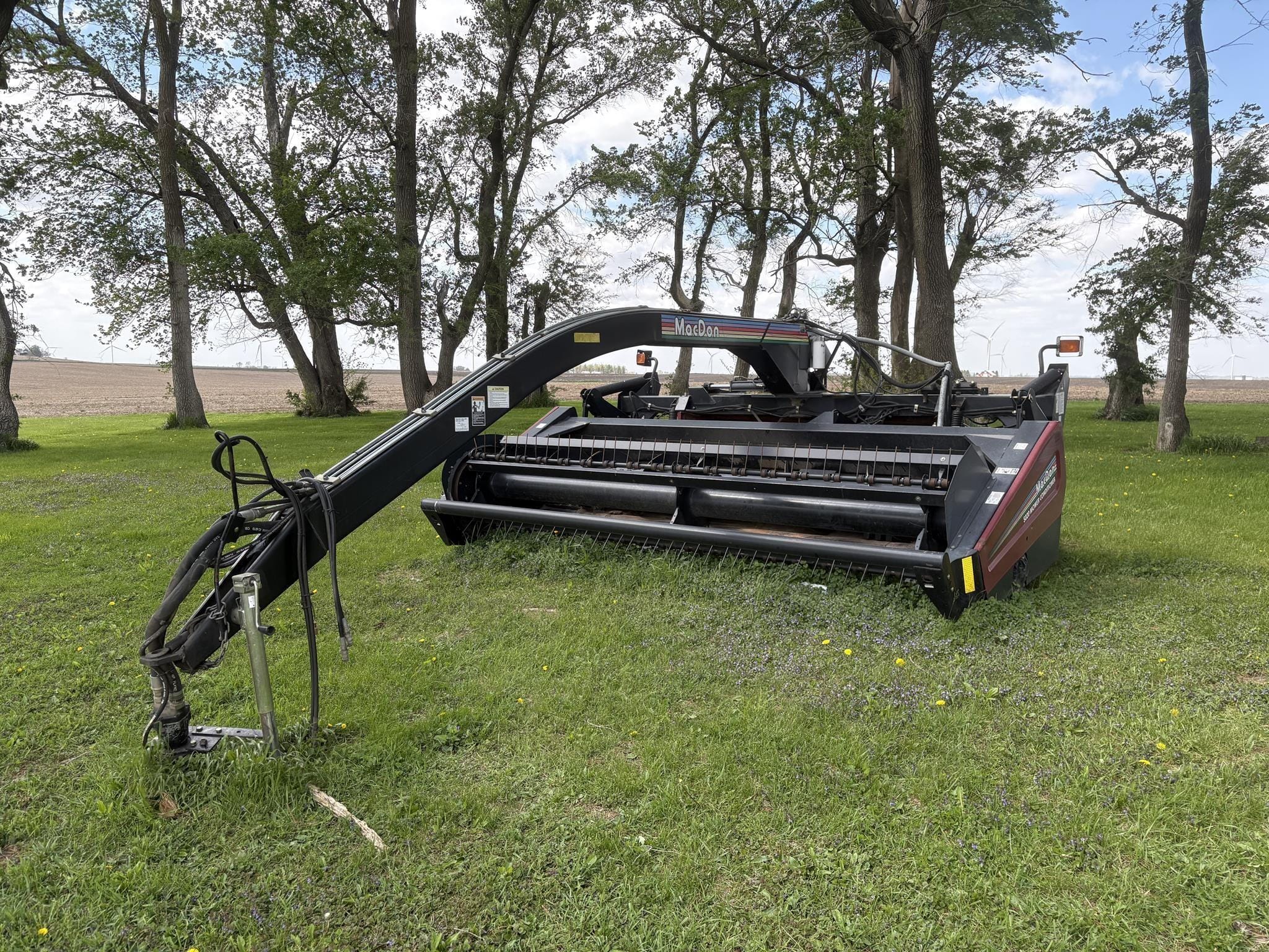 MacDon 5020 Equipment Image0