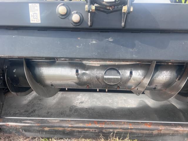 Image of MacDon FD75 equipment image 4