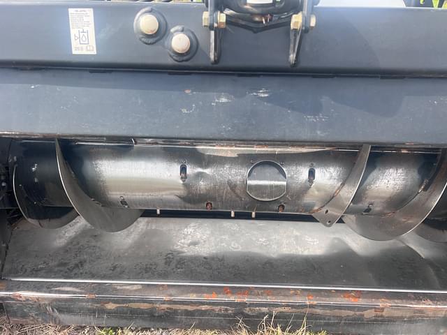 Image of MacDon FD75 equipment image 4