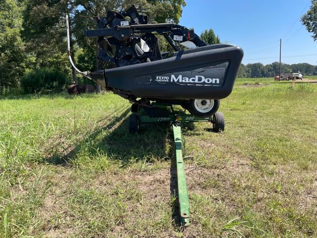Image of MacDon FD70 equipment image 2