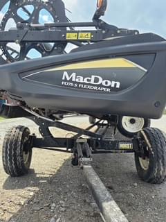Image of MacDon FD75S equipment image 1